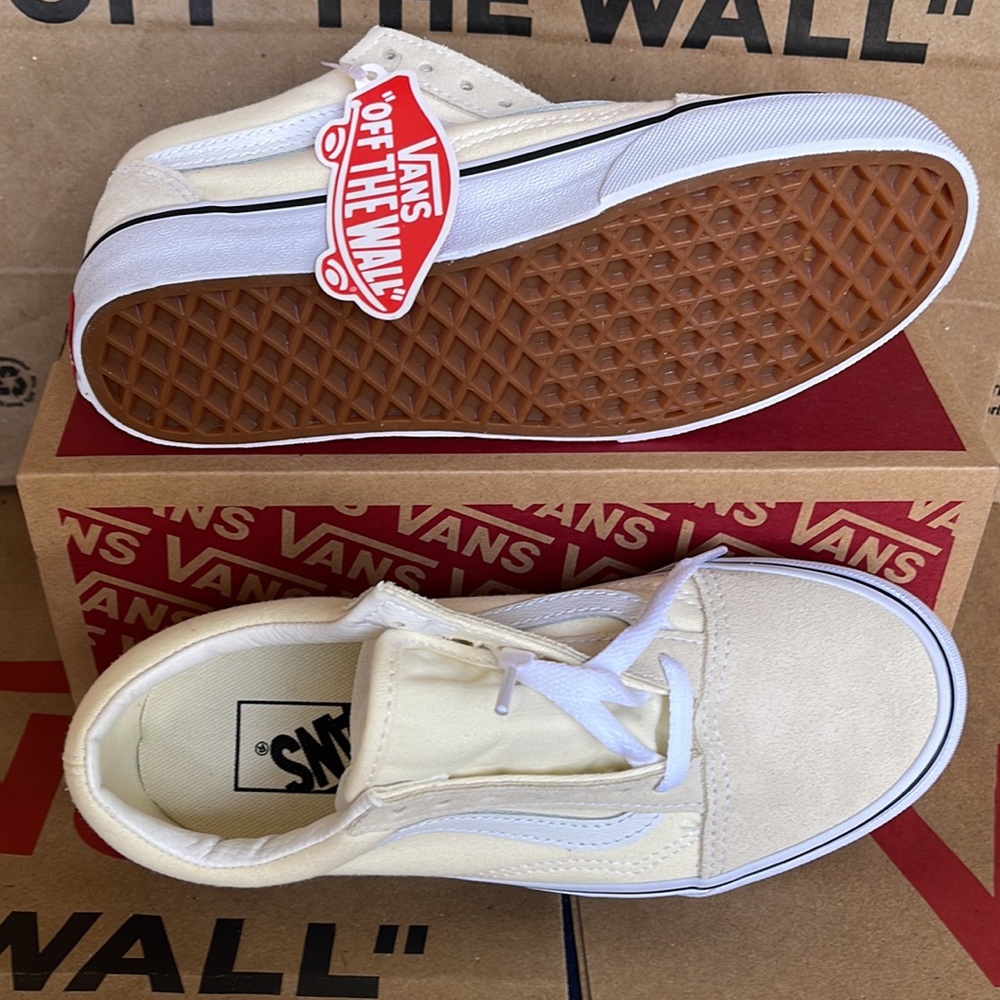 Vans Old Skool Classic White/True White WMNS sneakers - Picture 4 of 16